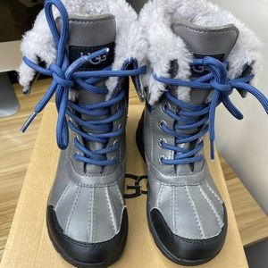 UGG K BUTTE II MATTE SIZE 13